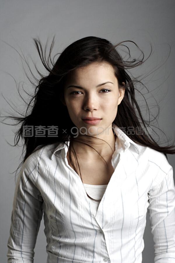 伊人app直播大全 热门1